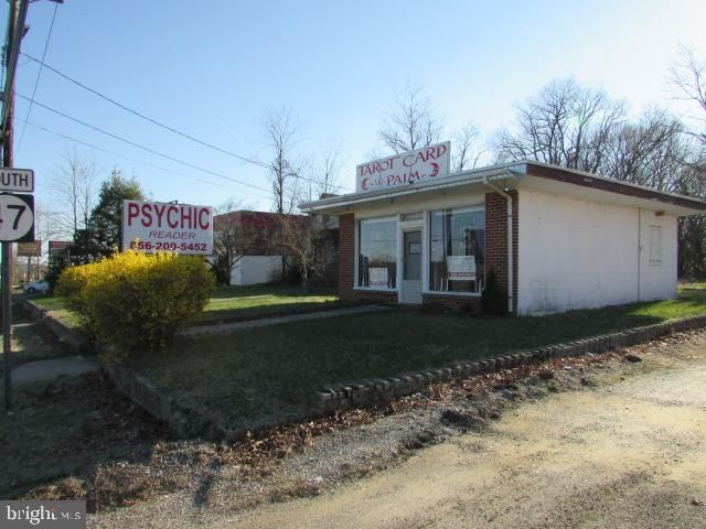 3542 S Delsea Dr, Vineland, NJ 08360
